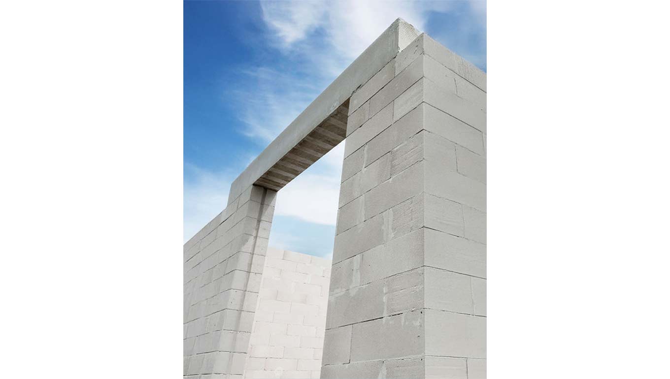 Light-Weight Insulated Bricks for Smarter Construction